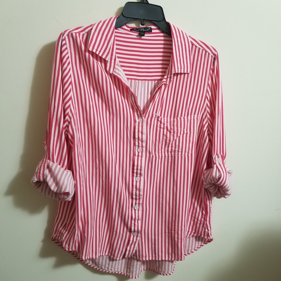 NWOT Red White Striped Button Down Shirt - Picture 2 of 6